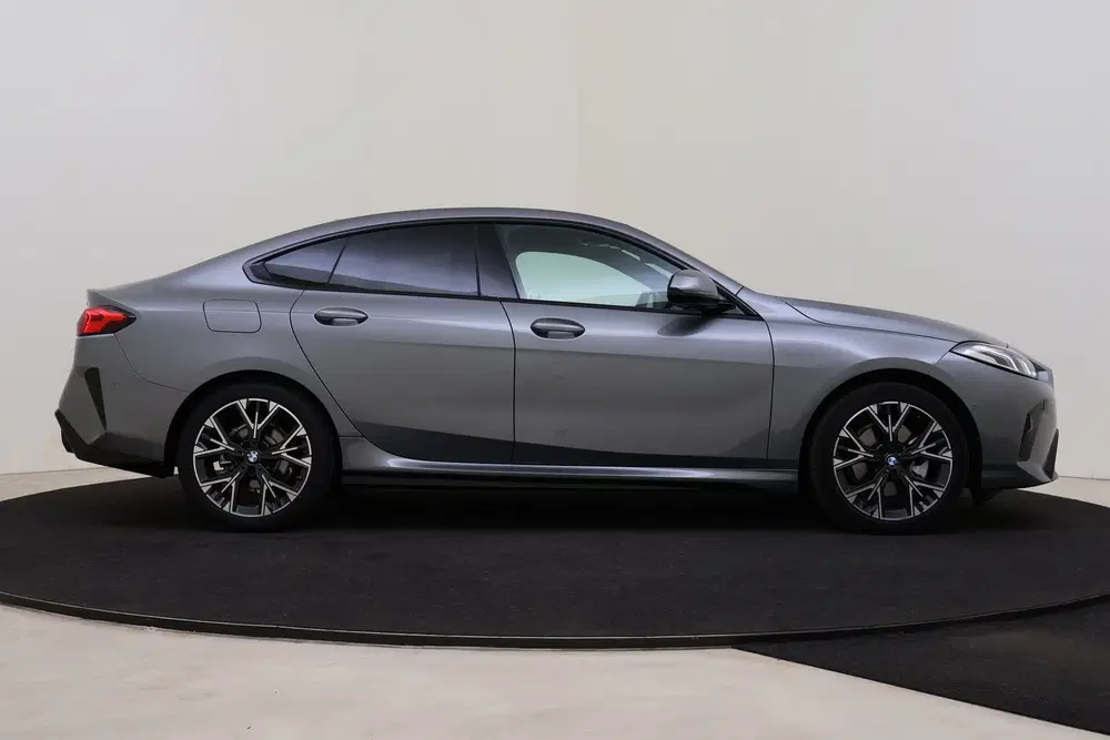 BMW 2-serie Coupé 220 M Sport Automaat uit 2026, foto 7