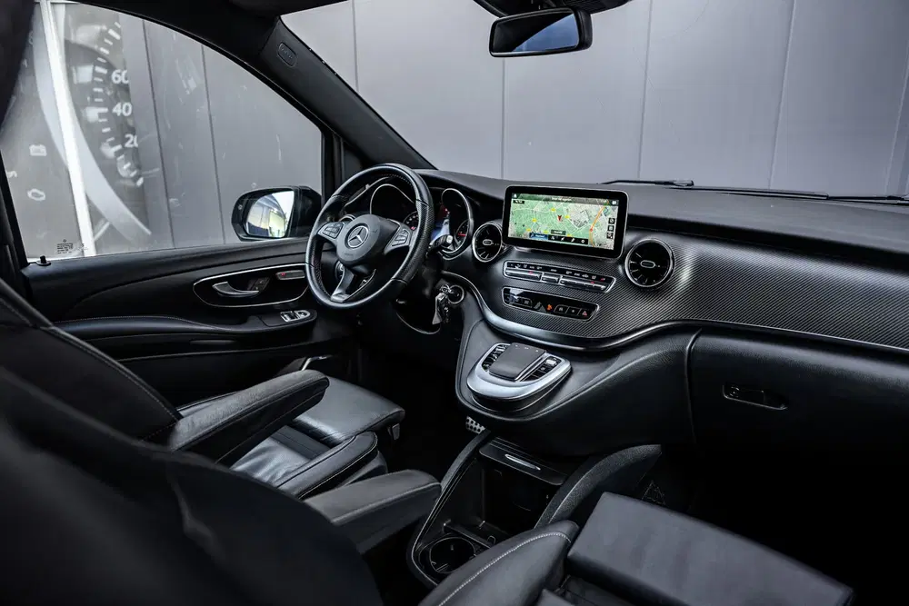 Mercedes-Benz V-Klasse 300d Lang DC Avantgarde Edition uit 2022, foto 13