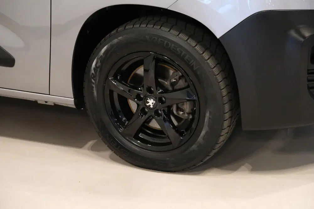 Peugeot Partner 136 L2 50 kWh*SOH 97%* uit 2023, foto 13