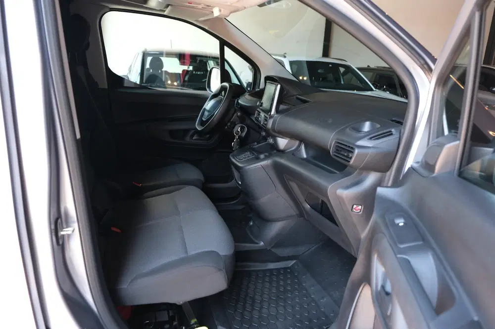 Peugeot Partner 136 L2 50 kWh*SOH 97%* uit 2023, foto 7