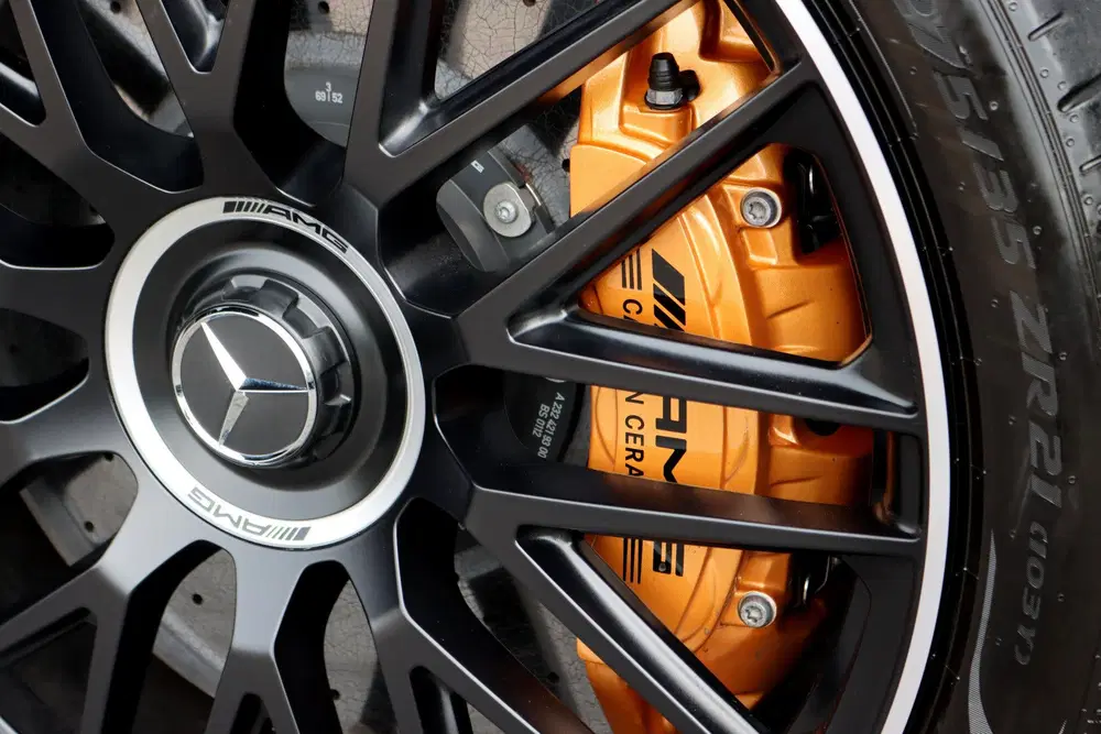 Mercedes-Benz SL AMG 63 S E Performance uit 2024, foto 14