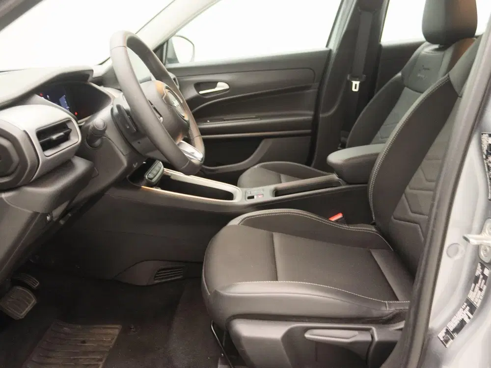 Jeep Avenger 1.2 e-Hybrid Altitude uit 2025, foto 13