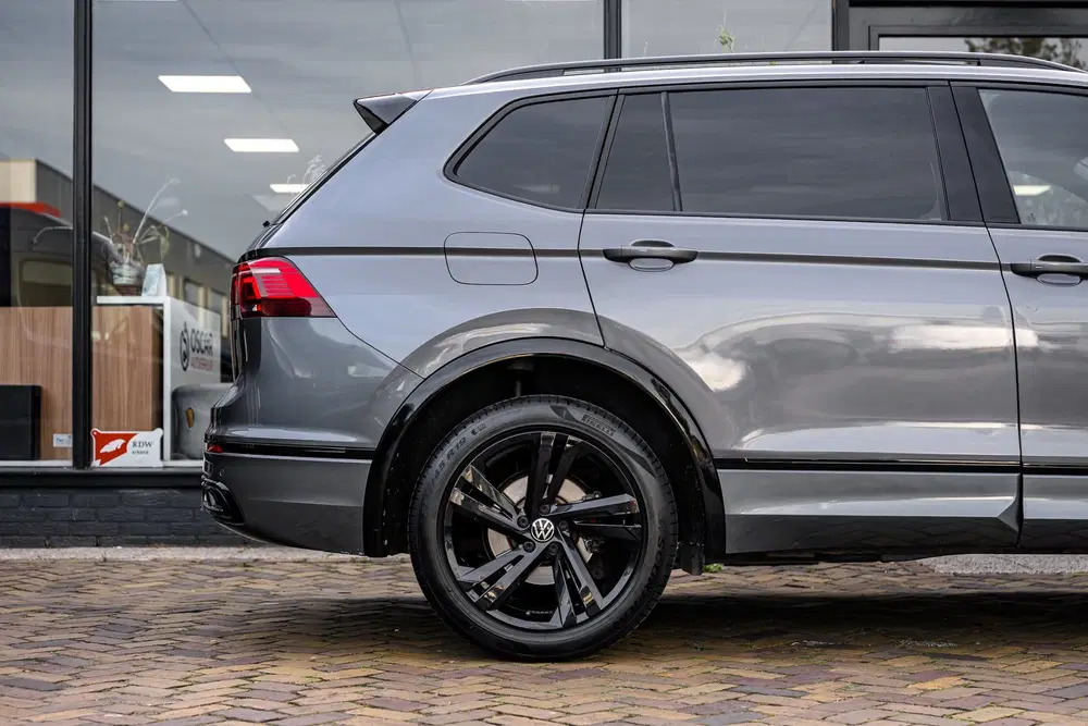 Volkswagen Tiguan Allspace 1.5 TSI R-Line Business+ 7p. uit 2022, foto 7