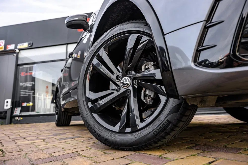 Volkswagen Tiguan Allspace 1.5 TSI R-Line Business+ 7p. uit 2022, foto 9