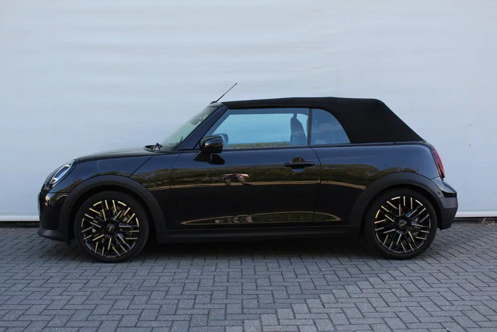 Mini Cabrio Cooper C Automaat uit 2025, foto 8