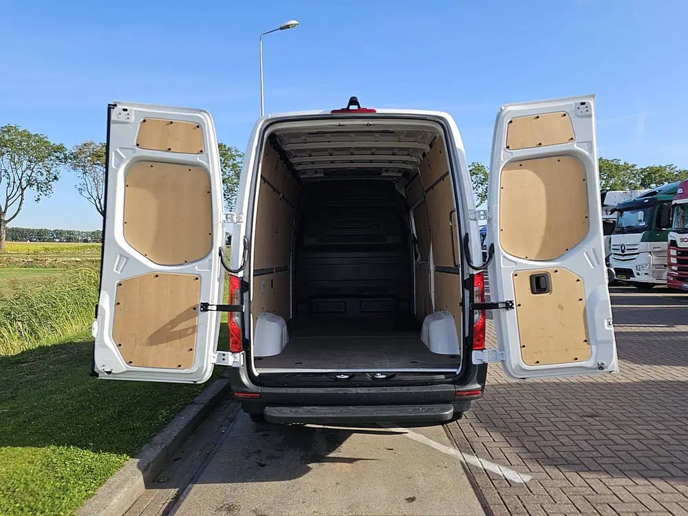 Mercedes-Benz Sprinter L2H2 81 kWh 300km WLTP Actieradius L uit 2024, foto 12