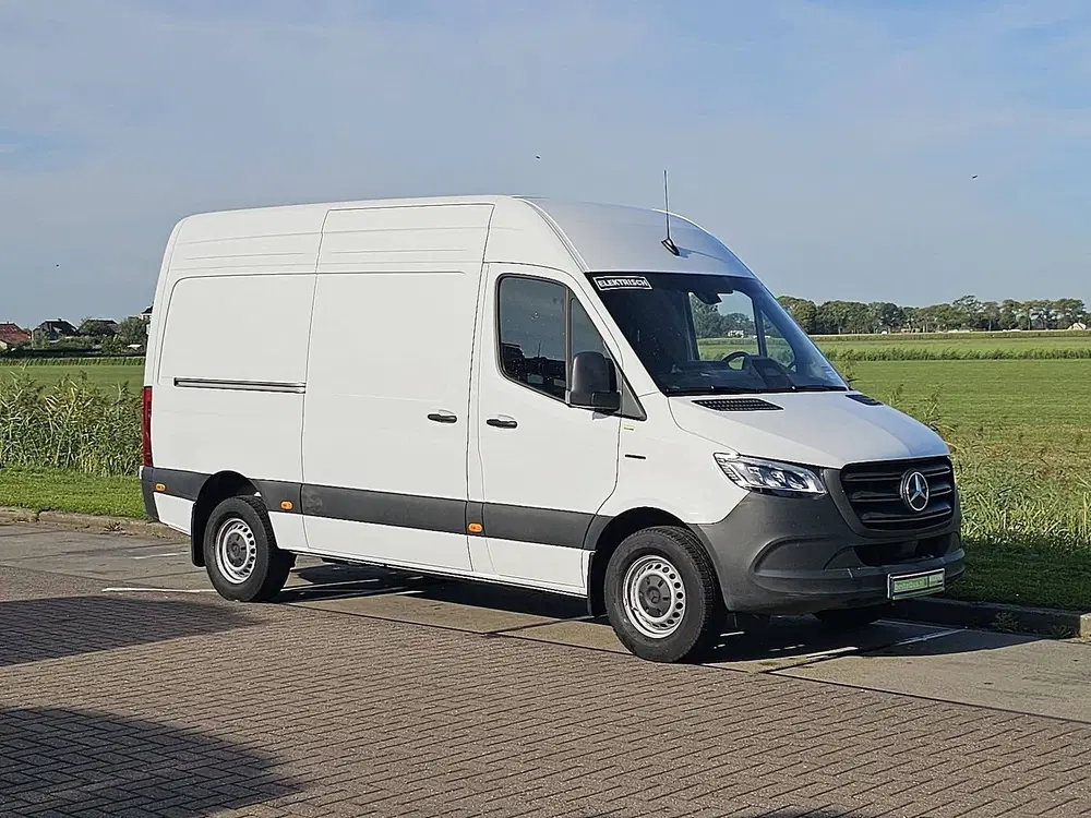 Mercedes-Benz Sprinter L2H2 81 kWh 300km WLTP Actieradius L uit 2024, foto 5