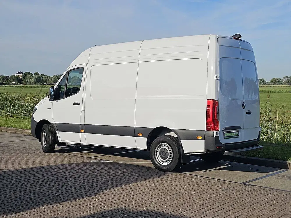 Mercedes-Benz Sprinter L2H2 81 kWh 300km WLTP Actieradius L uit 2024, foto 6