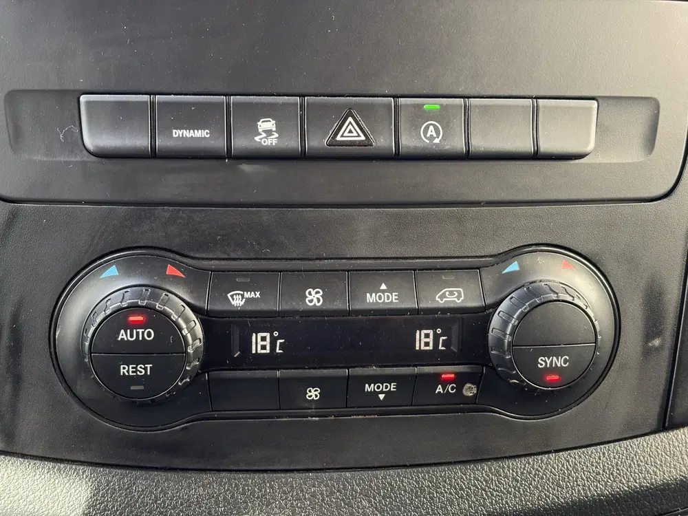 Mercedes-Benz Vito 116 CDI Lang*2XSCHUIF*NAVI*CRUISE*ECC*HAA uit 2021, foto 12