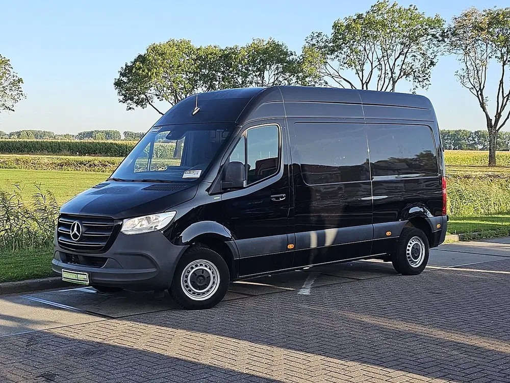 Mercedes-Benz Sprinter 311 ac automaat euro6 uit 2023, foto 2