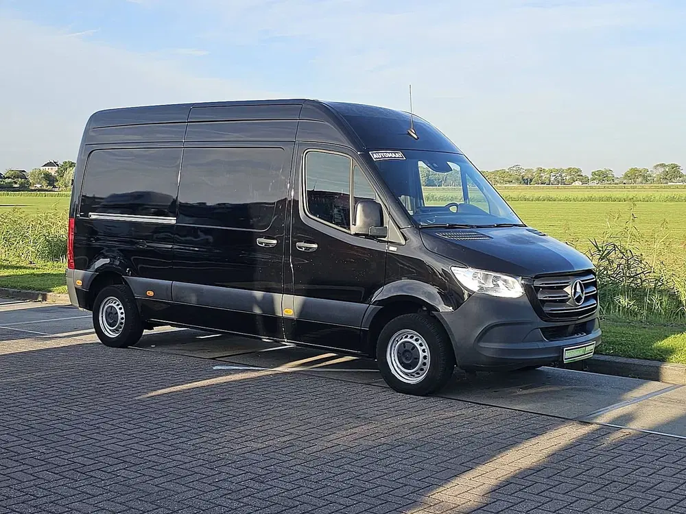 Mercedes-Benz Sprinter 311 ac automaat euro6 uit 2023, foto 5