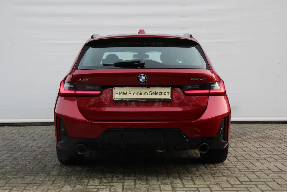 BMW 3-serie 330i xDrive High Executive M Sport Autom uit 2025, foto 5