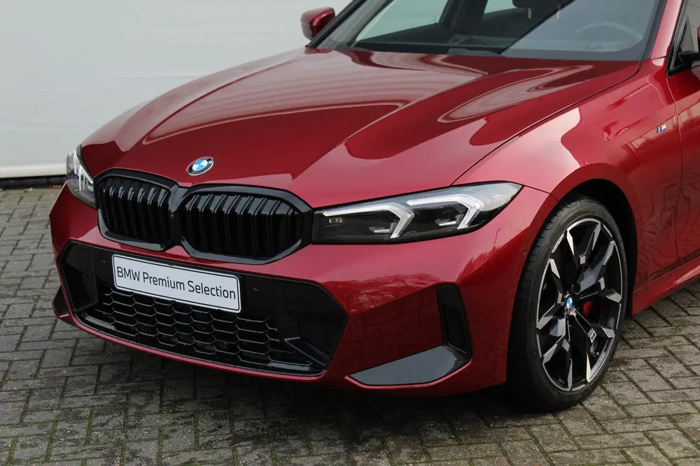BMW 3-serie 330i xDrive High Executive M Sport Autom uit 2025, foto 8