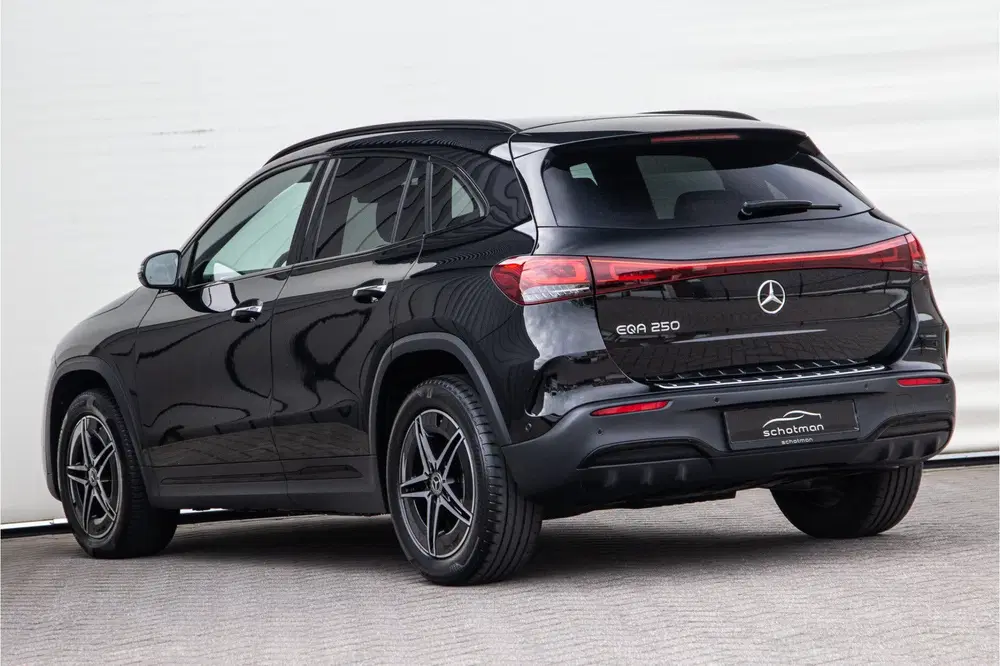 Mercedes-Benz EQA 250 AMG Nightpakket uit 2023, foto 11
