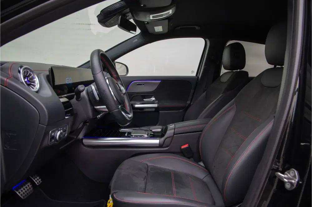 Mercedes-Benz EQA 250 AMG Nightpakket uit 2023, foto 12