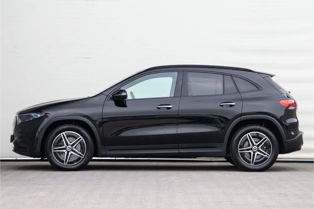 Mercedes-Benz EQA 250 AMG Nightpakket uit 2023, foto 4