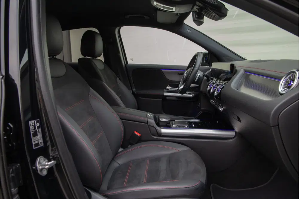 Mercedes-Benz EQA 250 AMG Nightpakket uit 2023, foto 9