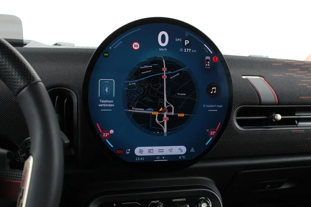 Mini Cabrio Cooper C Automaat uit 2025, foto 4