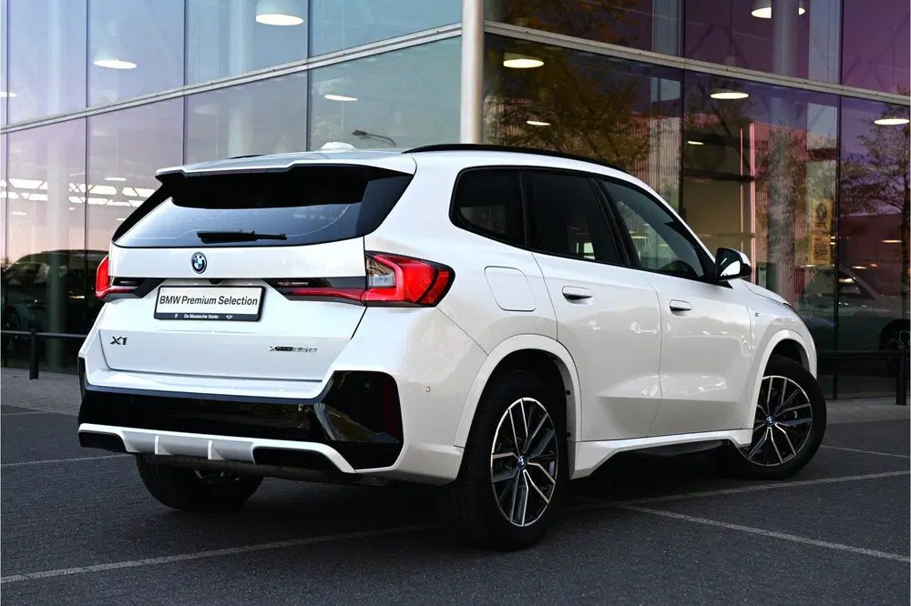BMW X1 xDrive25e M Sport Automaat uit 2025, foto 2