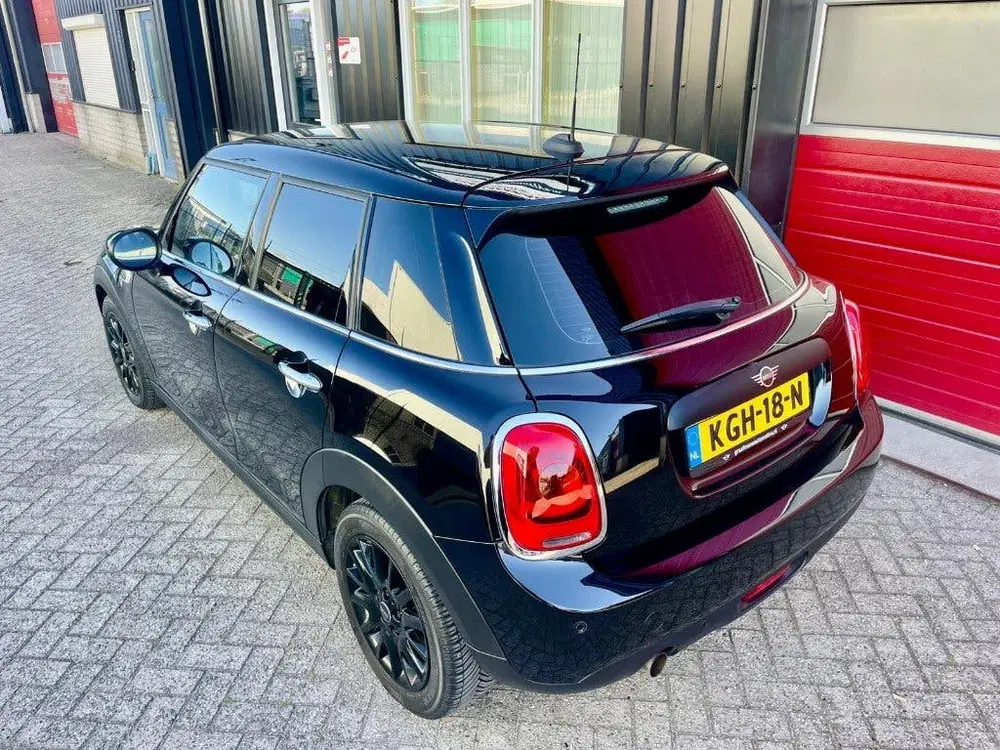 Mini Cooper Cooper 5-deurs AUTOMAAT bj. 2020 uit 2020, foto 11