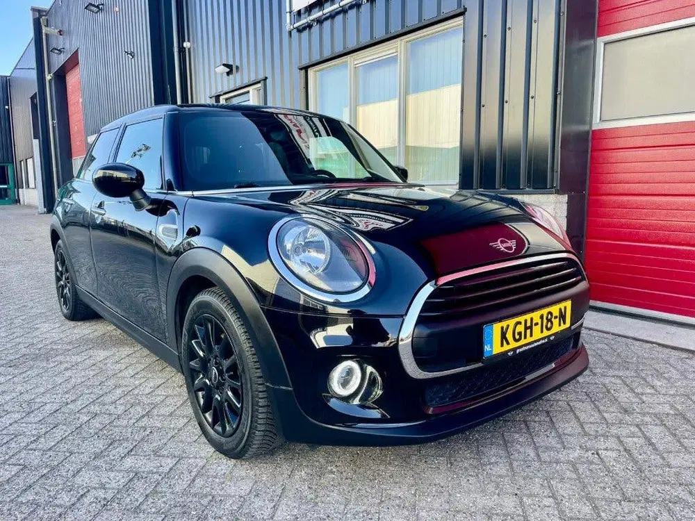Mini Cooper Cooper 5-deurs AUTOMAAT bj. 2020 uit 2020, foto 13
