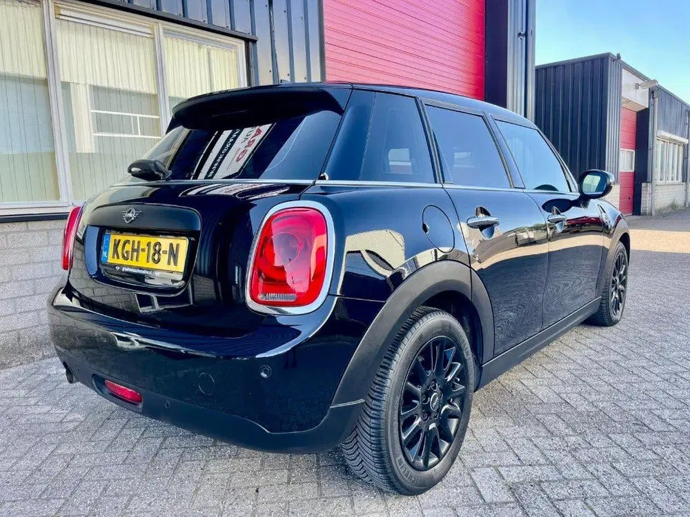 Mini Cooper Cooper 5-deurs AUTOMAAT bj. 2020 uit 2020, foto 14