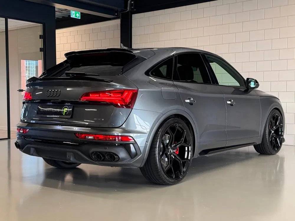 Audi Q5 55 TFSI e quattro Competition Black Optic uit 2023, foto 14