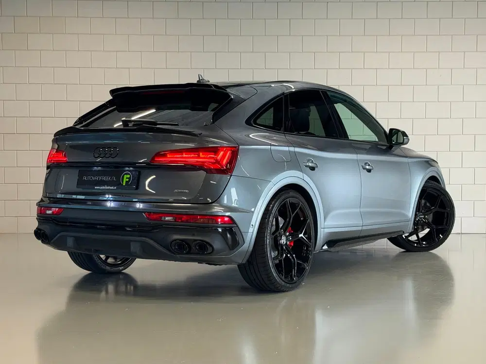 Audi Q5 55 TFSI e quattro Competition Black Optic uit 2023, foto 2