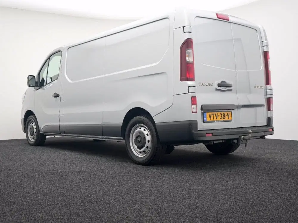 Renault Trafic 2.0 dCi T30 L2H1 Comfort uit 2023, foto 8