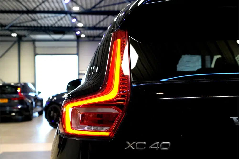 Volvo XC40 1.5 T4 Recharge 155kW uit 2021, foto 13