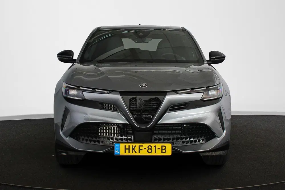 Alfa Romeo Junior 1.2 Turbo Hybrid Ibrida Speciale Pack Tech uit 2025, foto 13