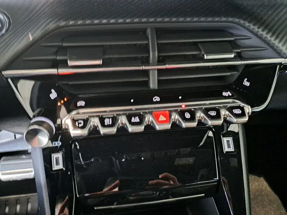 Peugeot 2008 EV GT Avantage 54 kWh 17% BIJTELLING uit 2025, foto 15