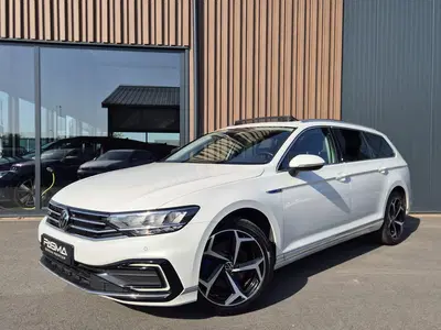 Volkswagen Passat 1.4 TSI PHEV GTE Business uit 2021