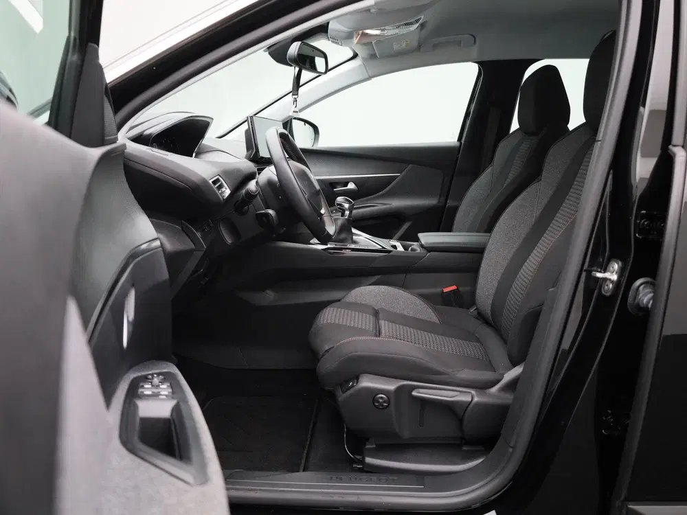 Peugeot 3008 1.2 PureTech Blue Lease Active uit 2021, foto 11