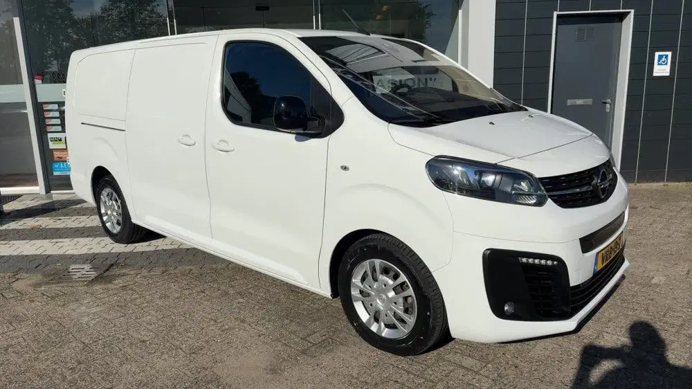 Opel Vivaro L3H1 Innov. 75 kWh(SOH) 96.81 (bj 2022) uit 2022, foto 2