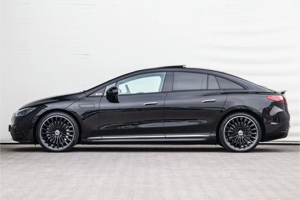 Mercedes-Benz EQE 350+ AMG Premium uit 2025, foto 4