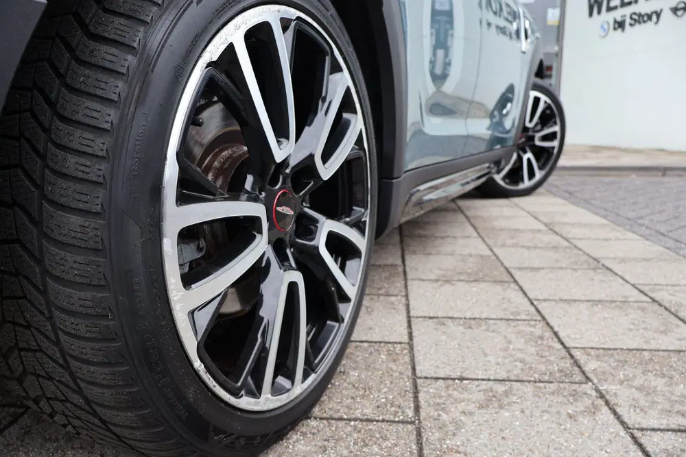 Mini Countryman Cooper SE ALL4 JCW Automaat uit 2021, foto 13
