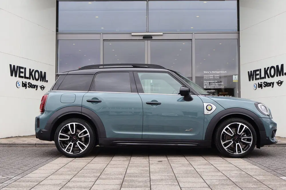 Mini Countryman Cooper SE ALL4 JCW Automaat uit 2021, foto 3