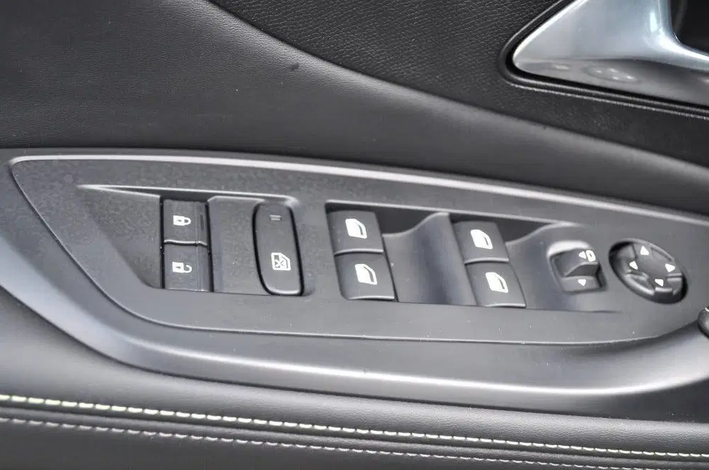 Peugeot 408 1.6 HYbrid 225 GT nav pdc v+a stuurverw uit 2024, foto 12