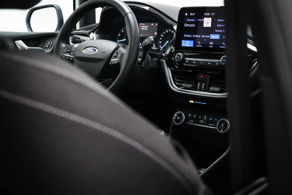 Ford Fiesta 1.0 EcoBoost Titanium uit 2022, foto 12