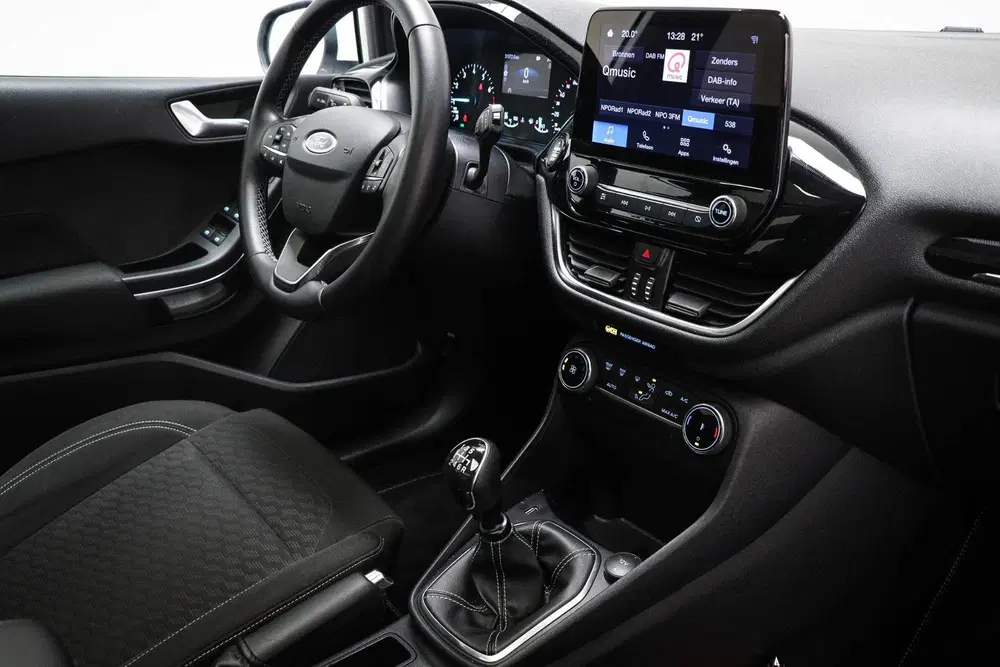 Ford Fiesta 1.0 EcoBoost Titanium uit 2022, foto 3