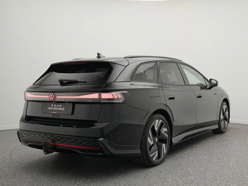 Volkswagen ID.7 GTX Limited Edition 86 kWh 340 pk uit 2025, foto 2