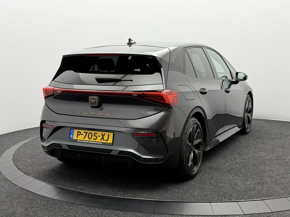 Cupra Born Adrenaline One 62 kWh SOH 95 uit 2022, foto 4
