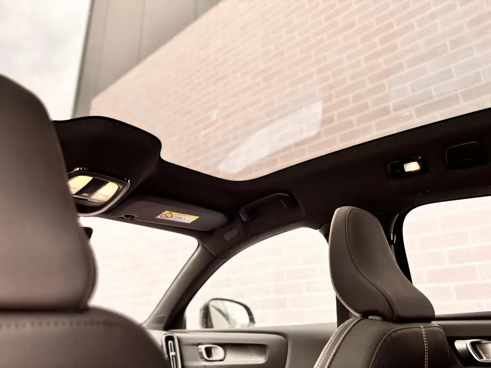 Volvo C40 Single Motor Extended Range Plus 82 kWh uit 2023, foto 10