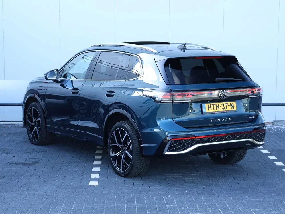 Volkswagen Tiguan 1.5 eHybrid R-Line Edition 204PK DSG uit 2025, foto 12