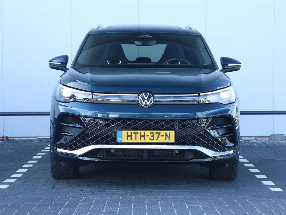 Volkswagen Tiguan 1.5 eHybrid R-Line Edition 204PK DSG uit 2025, foto 13