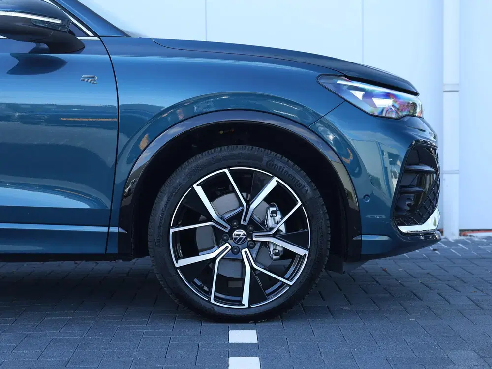 Volkswagen Tiguan 1.5 eHybrid R-Line Edition 204PK DSG uit 2025, foto 15