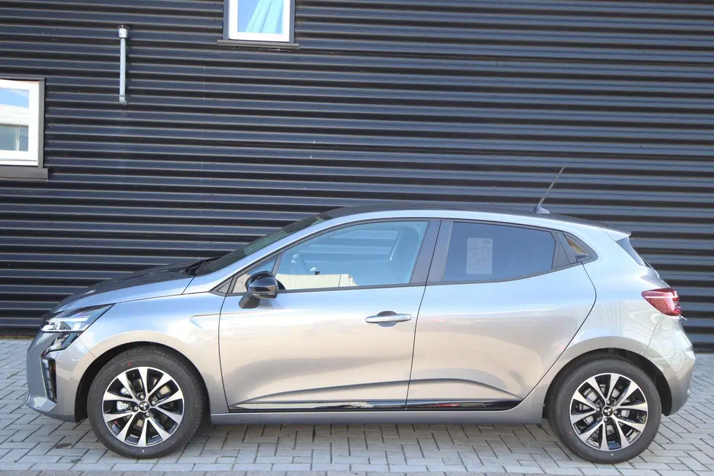 Mitsubishi Colt 1.6 HEV Intense Automaat €4.600 korting N uit 2026, foto 12