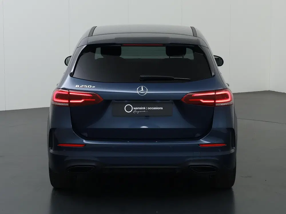 Mercedes-Benz B-Klasse 250 e AMG Line uit 2021, foto 4