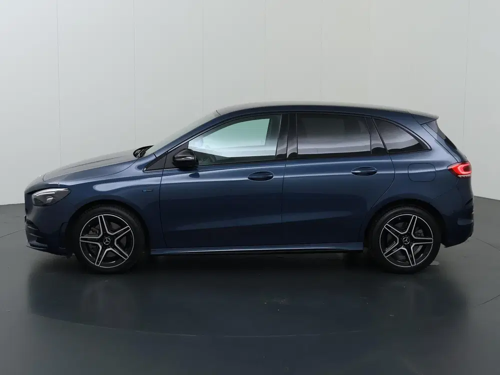 Mercedes-Benz B-Klasse 250 e AMG Line uit 2021, foto 5